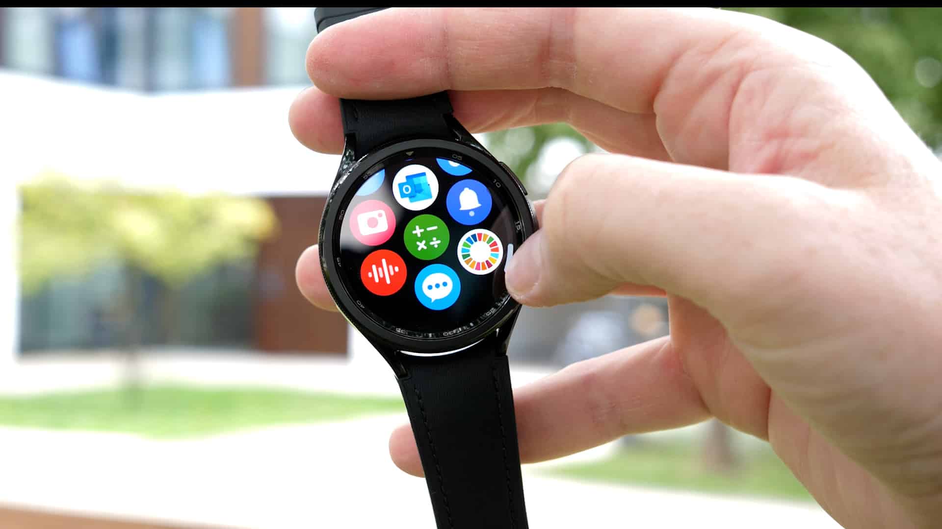 8 Best Smartwatch Brands In India