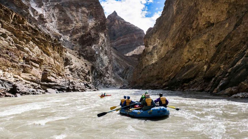 8 Best Places For River Rafting In India