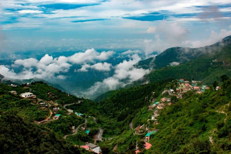 List Of The Top 10 Famous Hill Stations In India