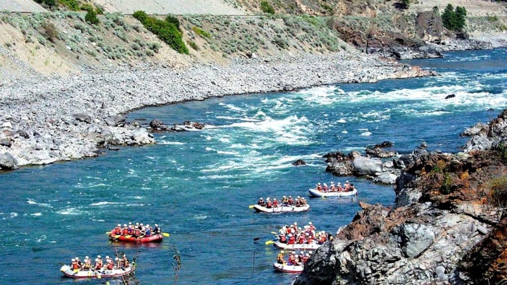 8 Best Places For River Rafting In India