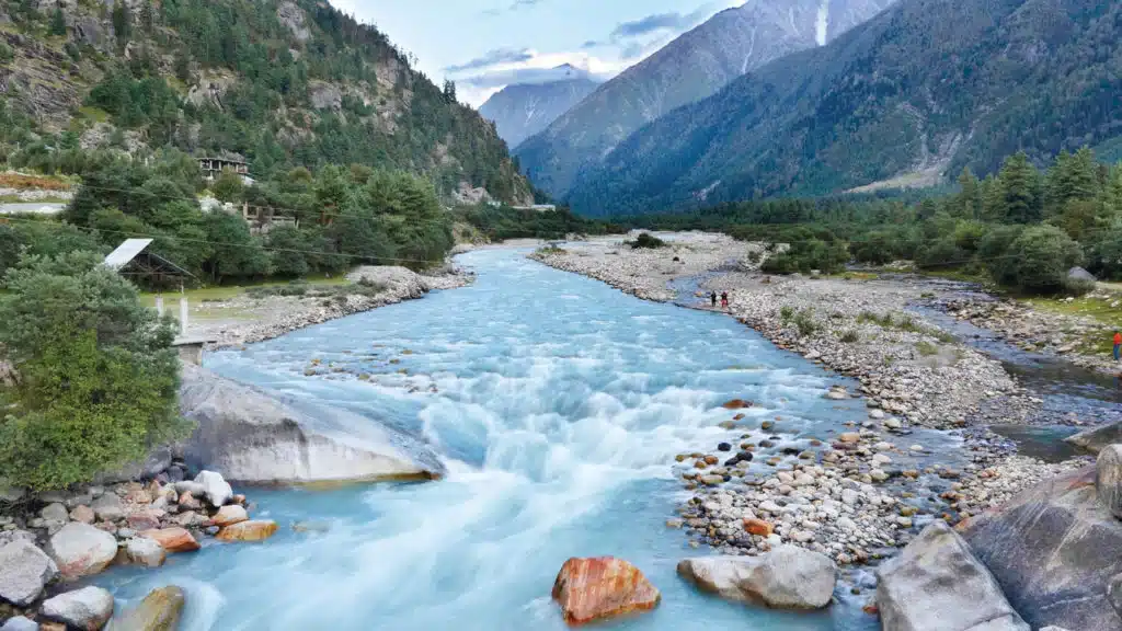 8 Best Places For River Rafting In India