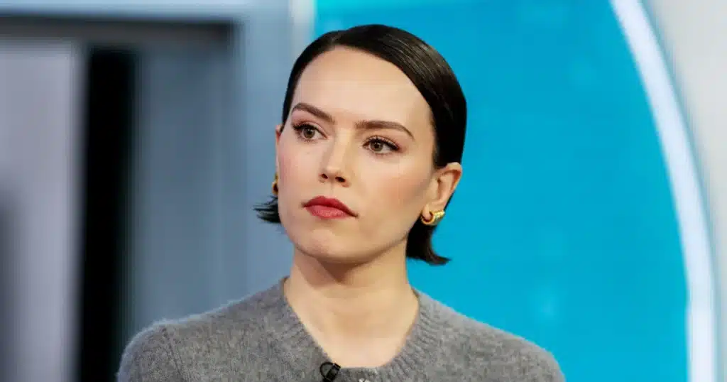 Daisy Ridley Has Graves' Disease: What She Revealed and Why British actor Daisy Ridley, who revealed her Graves' disease diagnosis in 2024