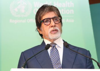 30 Motivational Quotes By Amitabh Bachchan