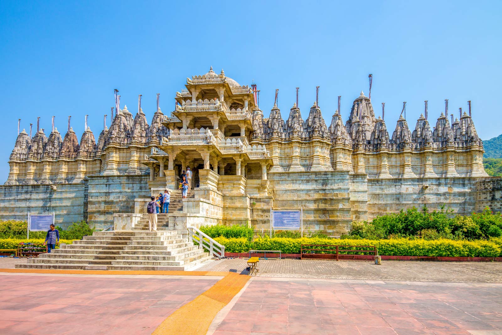 Temple Trail: 8 Architectural Wonders Showcasing India’s Spiritual Diversity