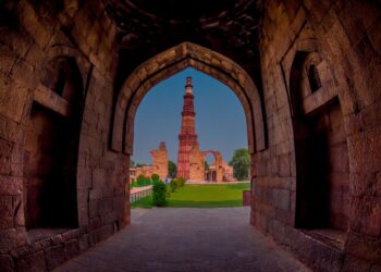 Exploring New Delhi’s Timeless Relics: 7 Ancient Ruins And Historical Sites In New Delhi
