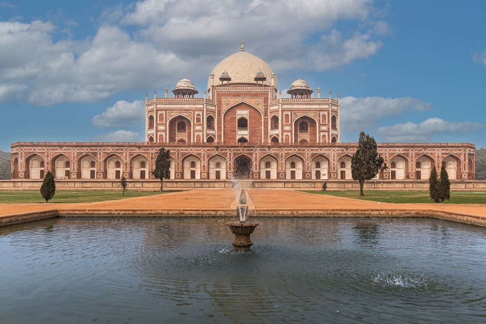 Exploring New Delhi’s Timeless Relics: 7 Ancient Ruins And Historical Sites In New Delhi