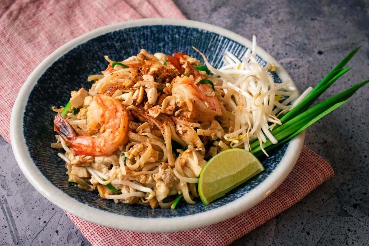 The Top 15 Foods Every Foodie Must Try In Thailand