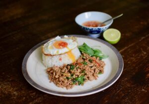 Top 15 Foods Every Foodie Must Try In Thailand (2026 Guide)