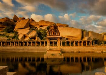 6 Best Places To Visit In Hampi