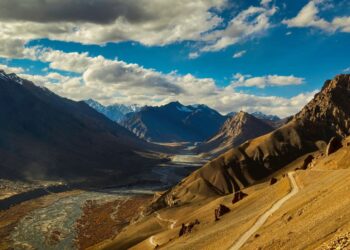 Top 8 Adventure Destinations In India