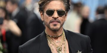 25 Iconic Dialogues Of Shah Rukh Khan That Are Unforgettable!