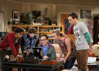 7 Best TV Sitcoms Of All Time