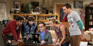 7 Best TV Sitcoms Of All Time