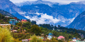 List Of The Top 10 Famous Hill Stations In India