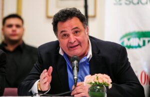 20 Famous Dialogues By Rishi Kapoor