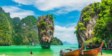 5 Best Beaches To Visit In Phuket