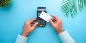 Why Choosing The Right E-commerce Payment Gateway Is Crucial During The Festive Rush