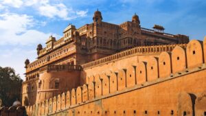 10 Most Ancient Forts and Palaces in India: History and Facts