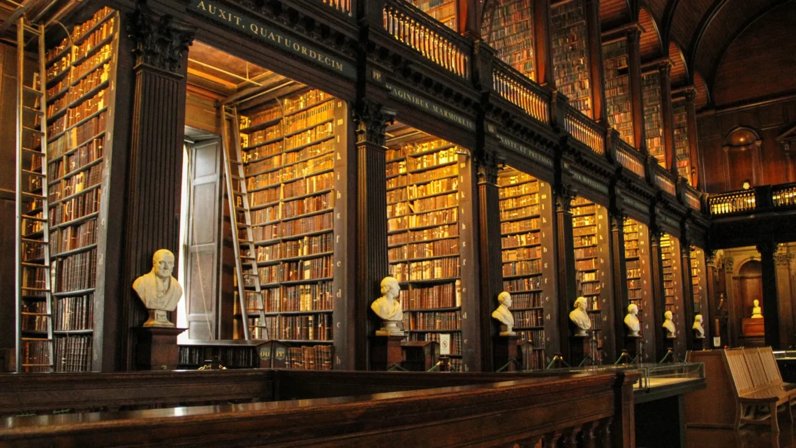 Inside 9 Most Beautiful Libraries In The World