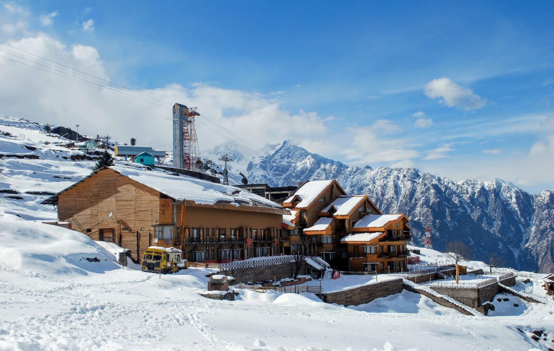 5 Best Hill Stations Near Delhi