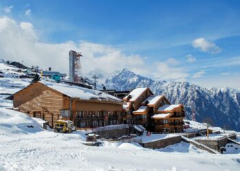 5 Best Hill Stations Near Delhi