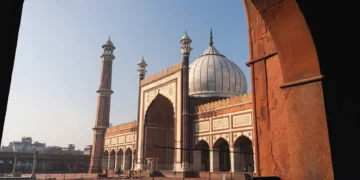 Exploring New Delhi’s Timeless Relics: 7 Ancient Ruins And Historical Sites In New Delhi