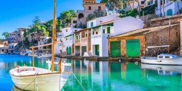 5 Places That Should Be On Your Bucket List