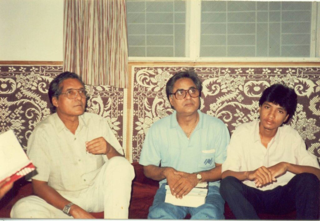9 Evergreen Ghazals of Hindi Cinema You Should Listen To Ghazal singer Jagjit Singh, who sang Jhuki Jhuki Si Nazar for the 1982 film Arth