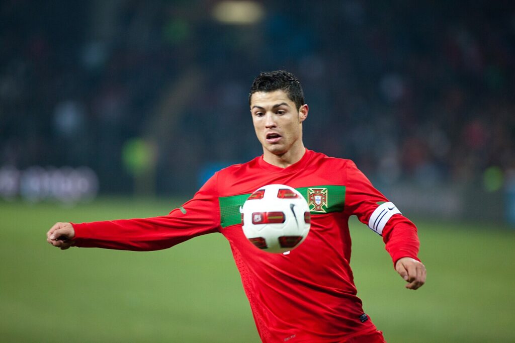Highest-Paid Athletes in the World 2026: Forbes Top 10 List Cristiano Ronaldo, the highest-paid athlete in the world in 2026 according to Forbes